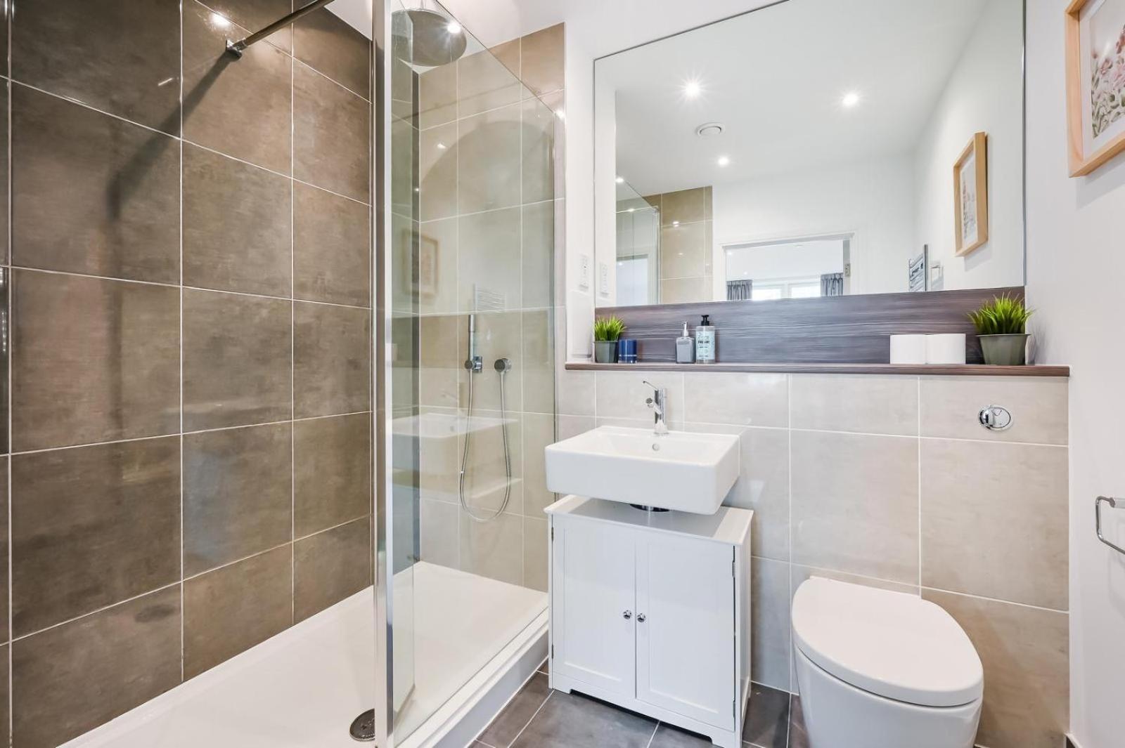 Apartment Luxury 2 Bed London