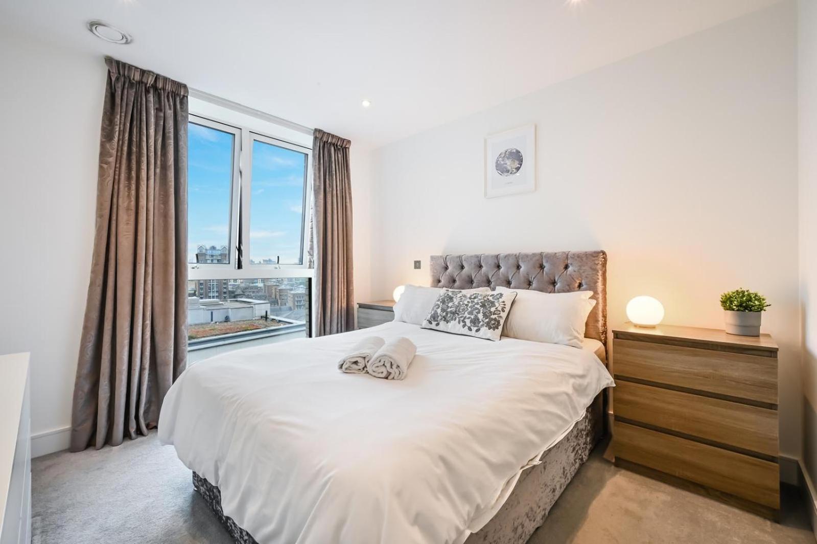 Luxury 2 Bed *