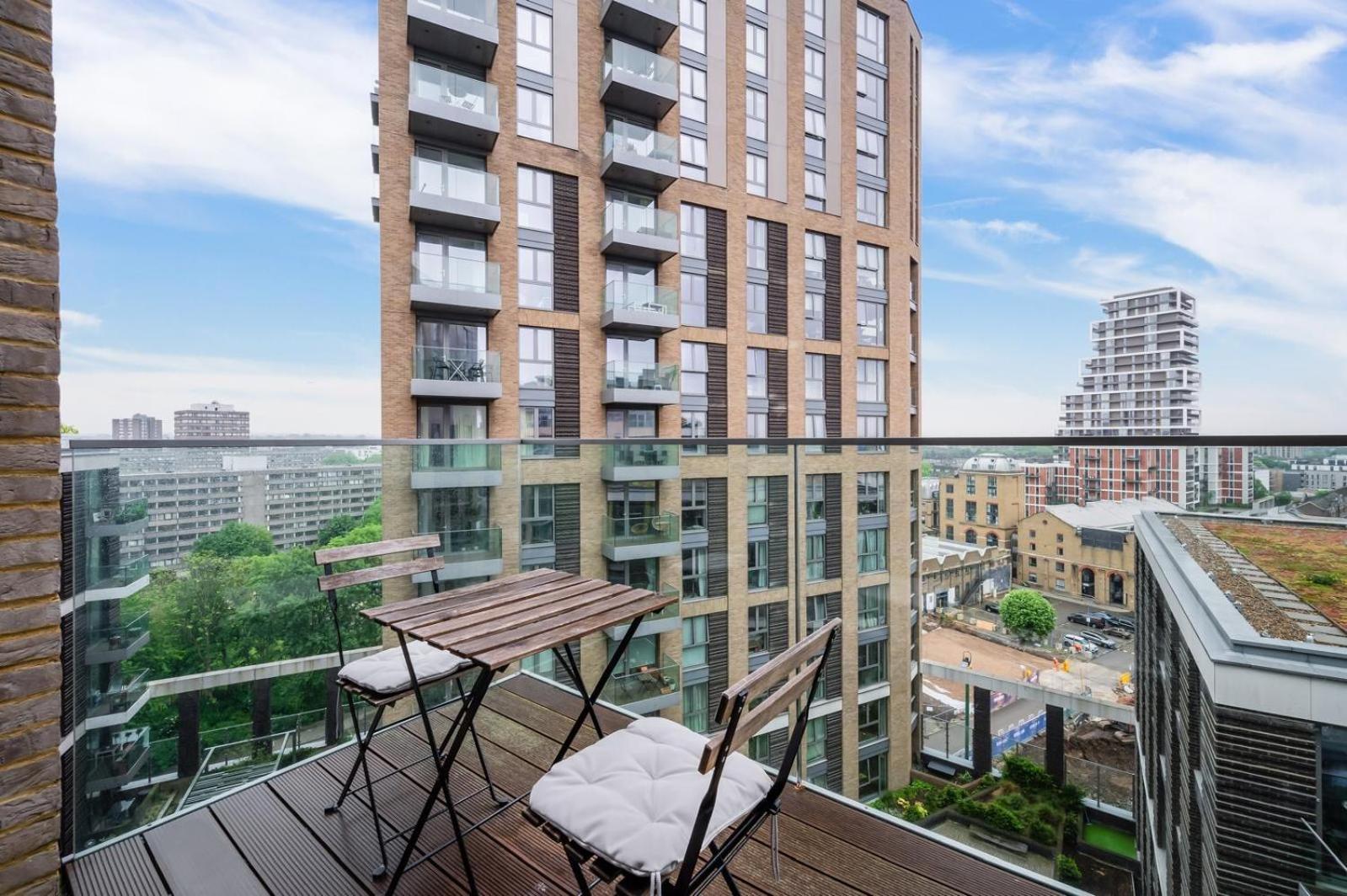 Apartment Luxury 2 Bed London